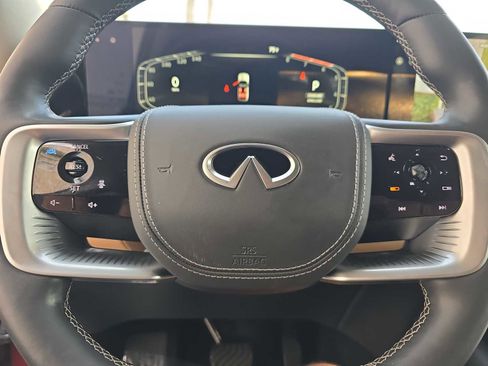 Certified 2025 INFINITI QX80 Sensory image 23