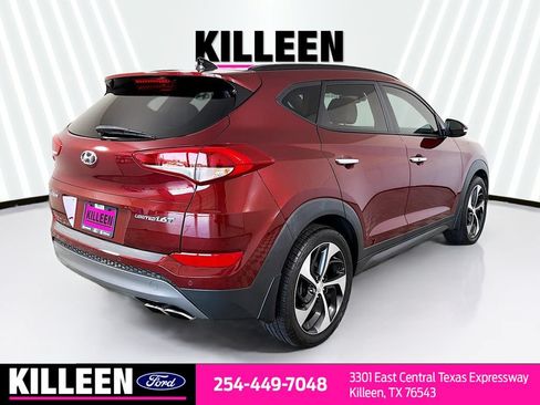 Used 2016 Hyundai Tucson Limited w/ Option Group 03 FWD image 9