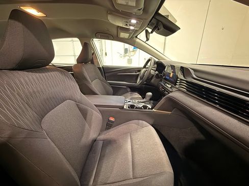 Used 2025 Toyota Camry LE FWD image 29