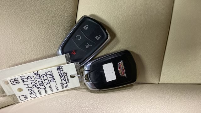Used 2019 Cadillac XT5 AWD image 19