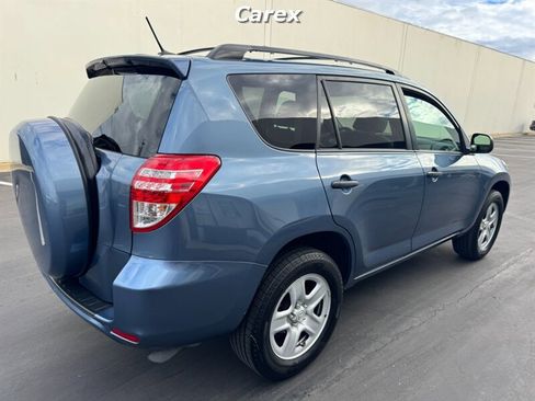 Used 2011 Toyota RAV4 image 12