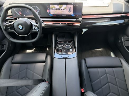 New 2027 BMW 530i w/ Premium Package RWD image 3
