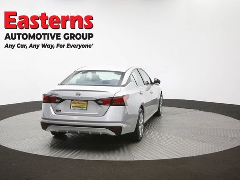Used 2023 Nissan Altima 2.5 S FWD image 36