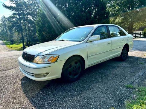 Used 2003 Toyota Avalon XL image 4