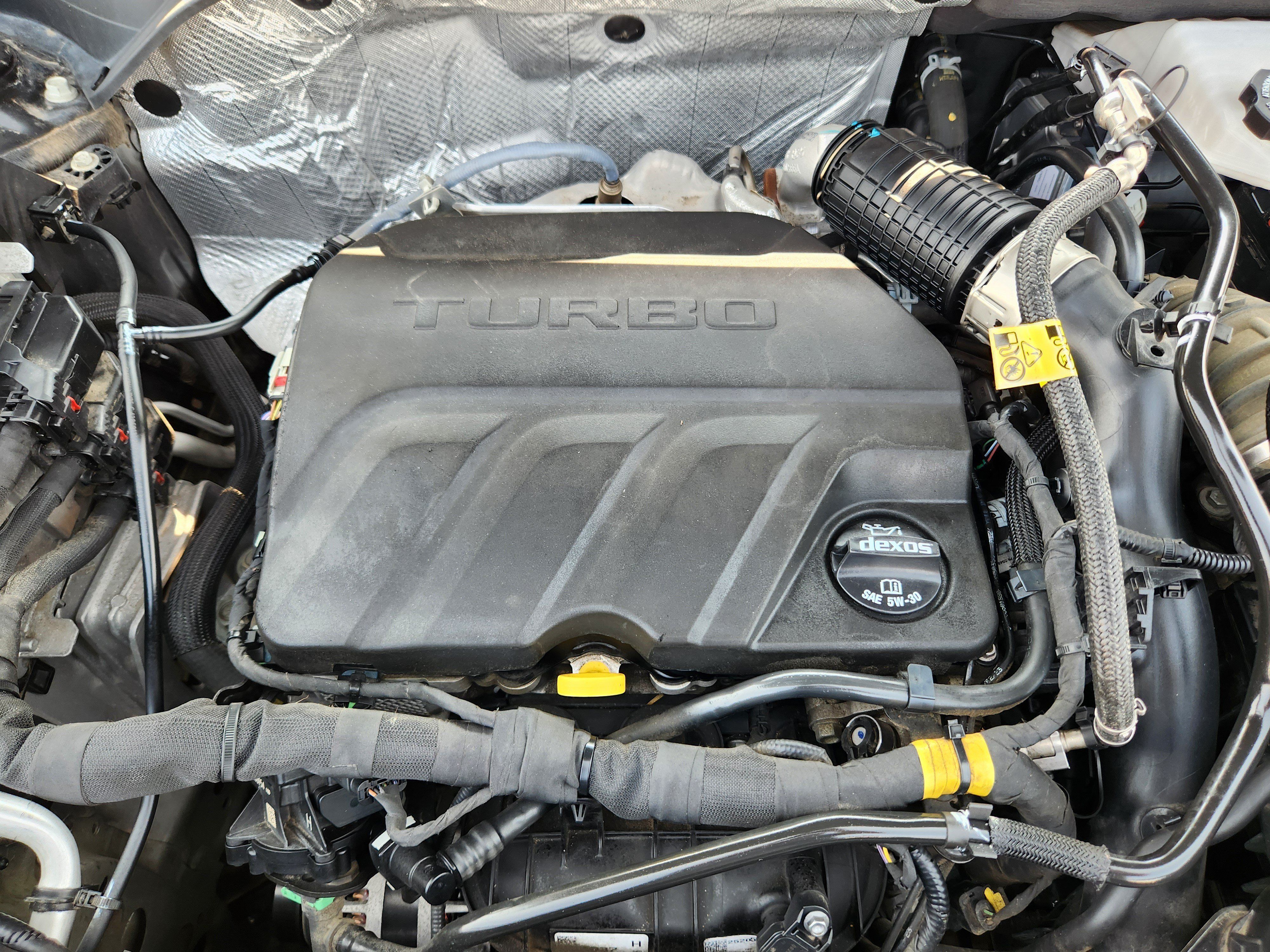 Used 2024 Chevrolet Trax RS w/ Sunroof Package FWD image 21