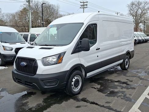 Used 2023 Ford Transit 150 Medium Roof image 5