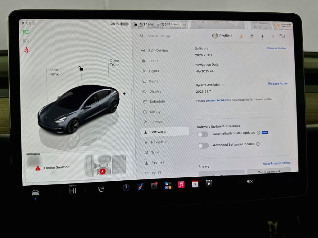 Used 2023 Tesla Model 3 Standard Range RWD image 27