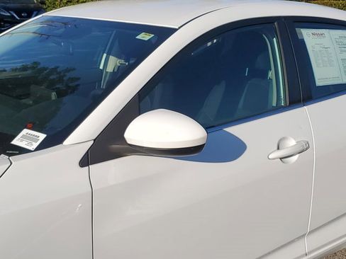 Certified 2022 Nissan Sentra SV w/ Trunk Package image 12