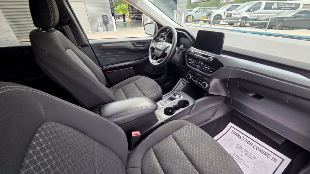 Certified 2024 Ford Escape Active FWD image 2