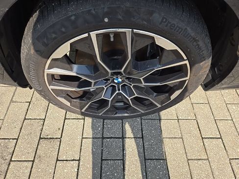Used 2024 BMW X7 M60i w/ Executive Package AWD/4WD image 10