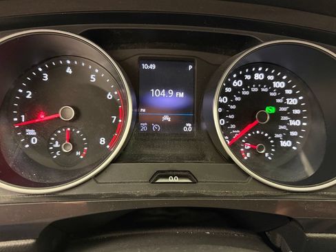 Used 2021 Volkswagen Tiguan S FWD image 25