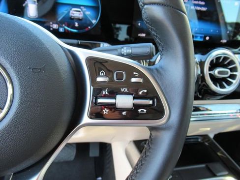 Used 2021 Mercedes-Benz GLA 250 image 18