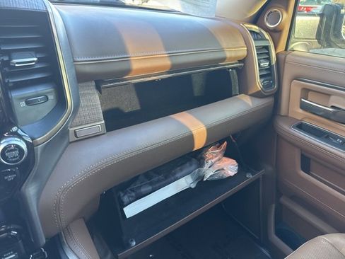 Used 2021 RAM 2500 Limited image 31