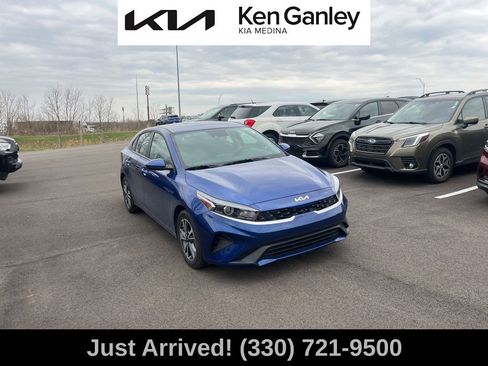 Certified 2024 Kia Forte LXS image 3