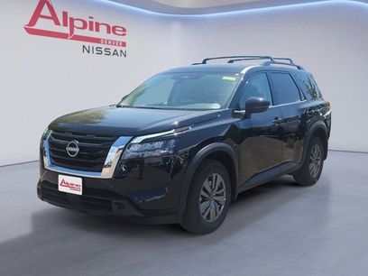 New 2025 Nissan Pathfinder SV w/ SV Premium Package