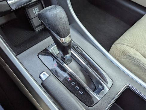 Used 2015 Honda Accord EX image 26