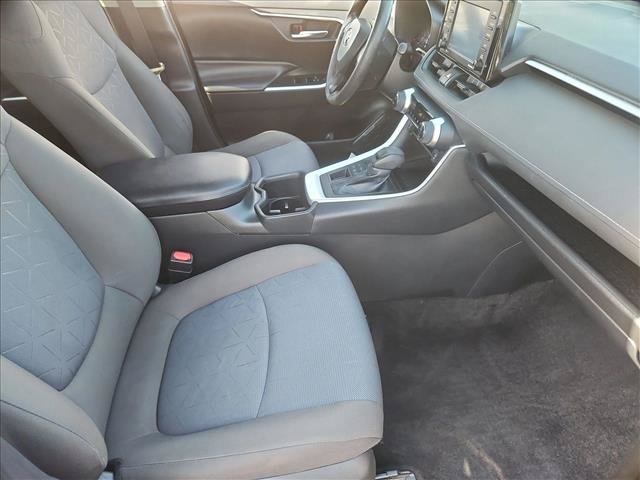 Used 2022 Toyota RAV4 XLE AWD/4WD image 26