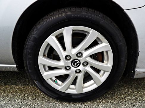 Used 2014 MAZDA MAZDA5 Sport FWD image 19
