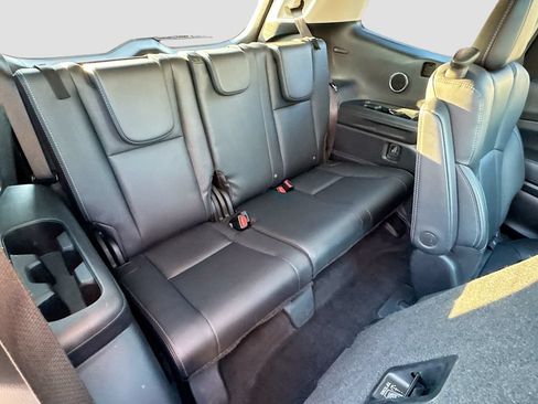 Used 2024 Subaru Ascent Limited w/ Technology Package AWD/4WD image 28
