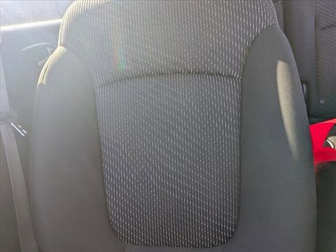 Used 2019 Dodge Journey SE w/ Blacktop Package image 14