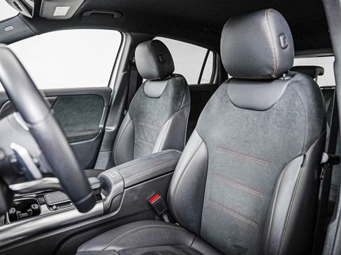 Certified 2023 Mercedes-Benz GLA 250 4MATIC image 12