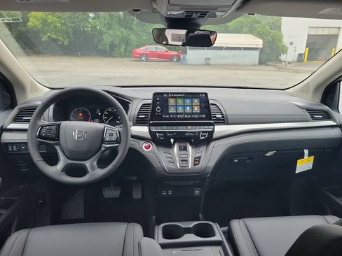New 2026 Honda Odyssey EX-L image 16