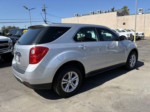 Used 2013 Chevrolet Equinox LS FWD image 2