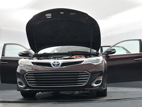 Used 2013 Toyota Avalon XLE Premium image 31