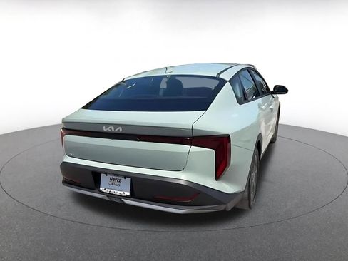 Used 2025 Kia K4 FWD image 14