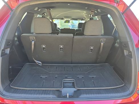 Used 2025 Honda Pilot Sport image 15