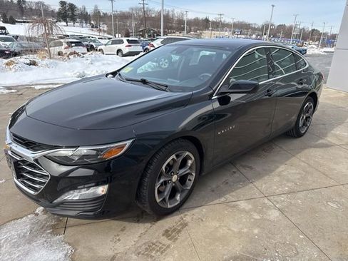 Used 2023 Chevrolet Malibu LT image 3