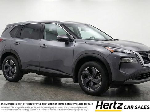 Used 2025 Nissan Rogue SV AWD/4WD image 1
