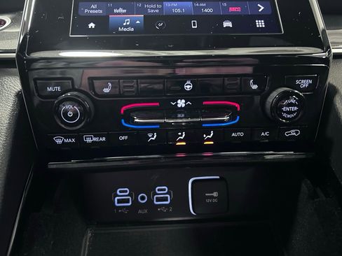 Used 2022 Jeep Grand Cherokee Altitude image 16