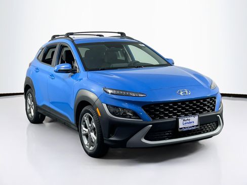 Used 2023 Hyundai Kona SEL image 3