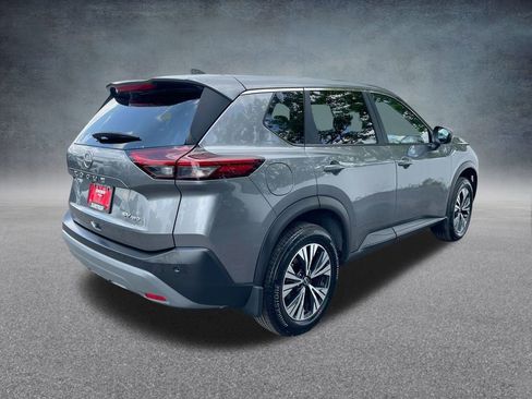 Used 2023 Nissan Rogue SV image 16