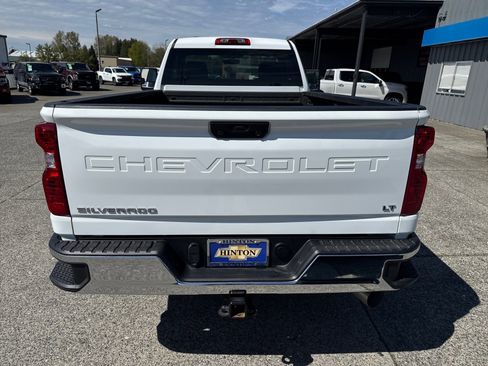 Used 2023 Chevrolet Silverado 3500 LT AWD/4WD image 4