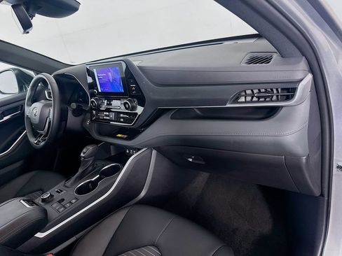 Certified 2025 Toyota Highlander XSE AWD/4WD image 31