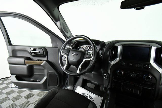 Used 2021 Chevrolet Silverado 1500 RST w/ Z71 Off-Road Package AWD/4WD image 20