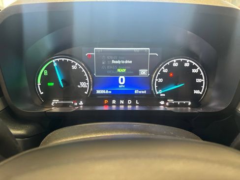 Used 2023 Ford Maverick Lariat FWD image 4