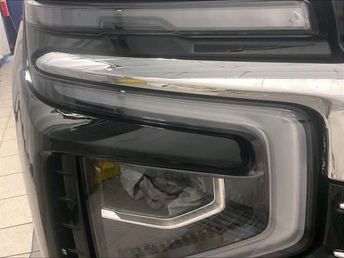 Used 2025 Chevrolet Tahoe LT image 33