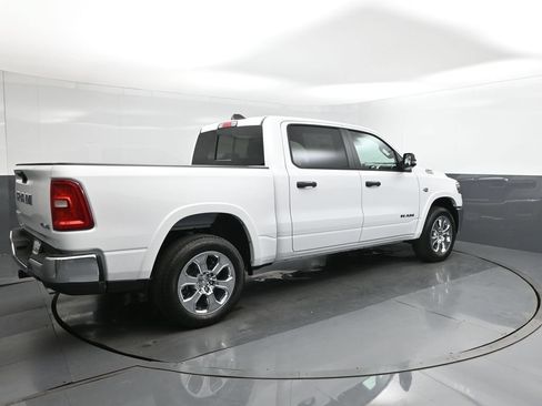 New 2026 RAM 1500 4x4 Crew Cab image 11