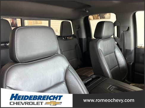 Used 2020 Chevrolet Silverado 1500 RST AWD/4WD image 35