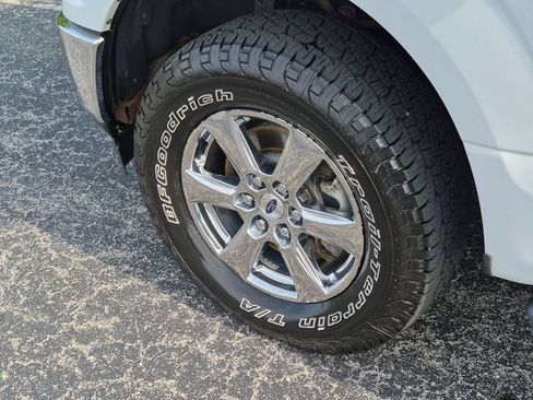 Used 2018 Ford F150 XLT w/ Equipment Group 302A Luxury AWD/4WD image 24