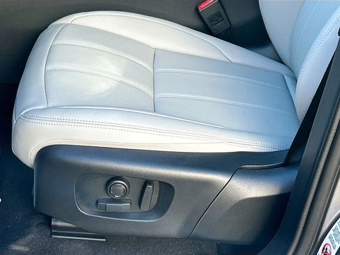 New 2026 Land Rover Range Rover Evoque S image 19