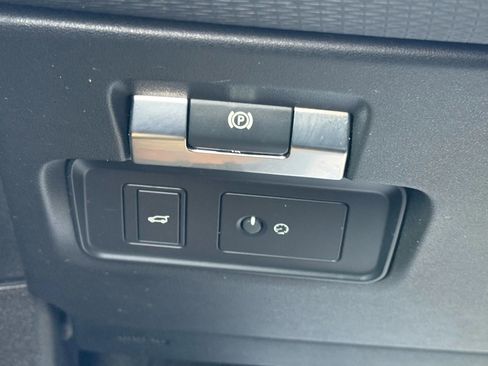 Used 2020 Land Rover Range Rover Evoque S image 38