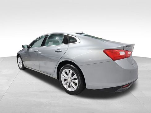 Certified 2025 Chevrolet Malibu LT image 2