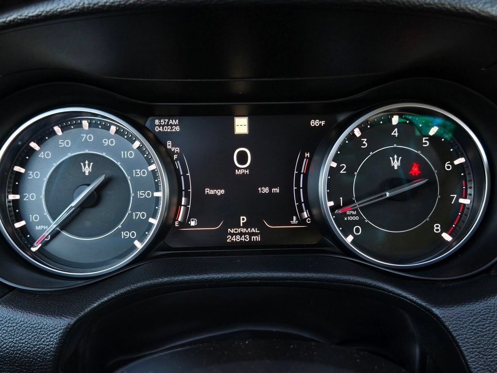 Used 2022 Maserati Ghibli GT RWD image 25