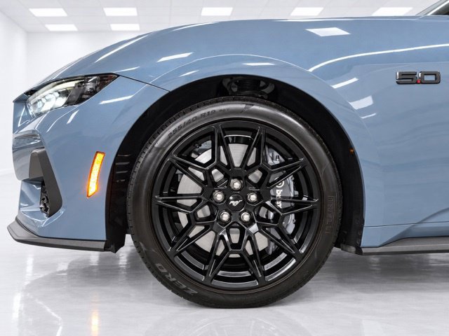 Used 2024 Ford Mustang GT Premium w/ GT Performance Package RWD image 18