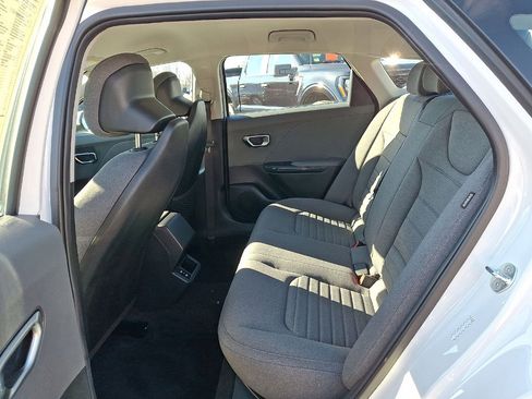 Used 2025 Kia K4 EX FWD image 19