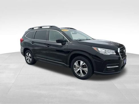 Used 2021 Subaru Ascent Premium w/ Convenience Package image 9